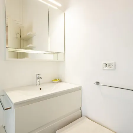 Bianca Di Savoia Terrace View By Interhome Lejlighed Milano